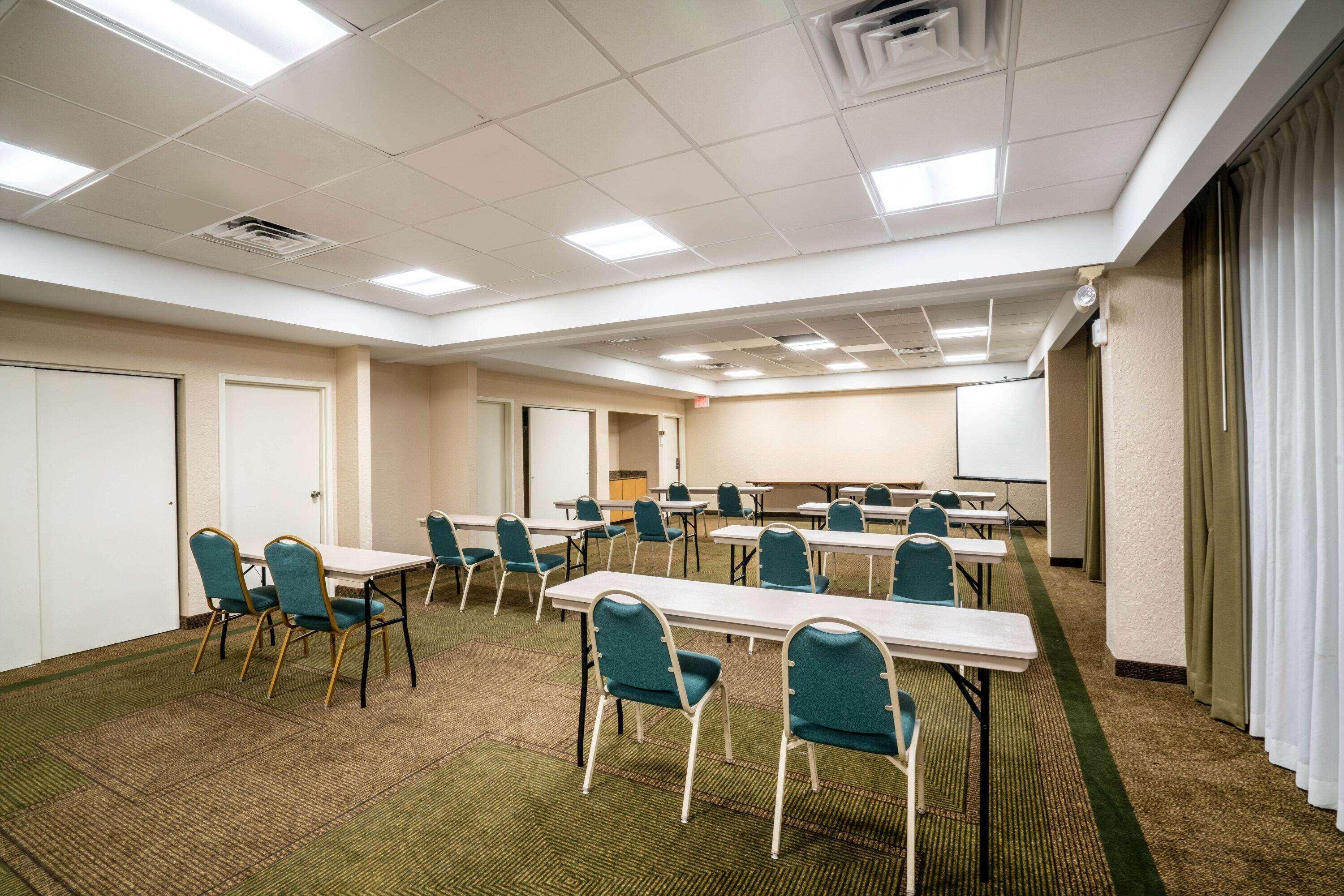 La Quinta By Wyndham Nashville Airport/Opryland Екстериор снимка