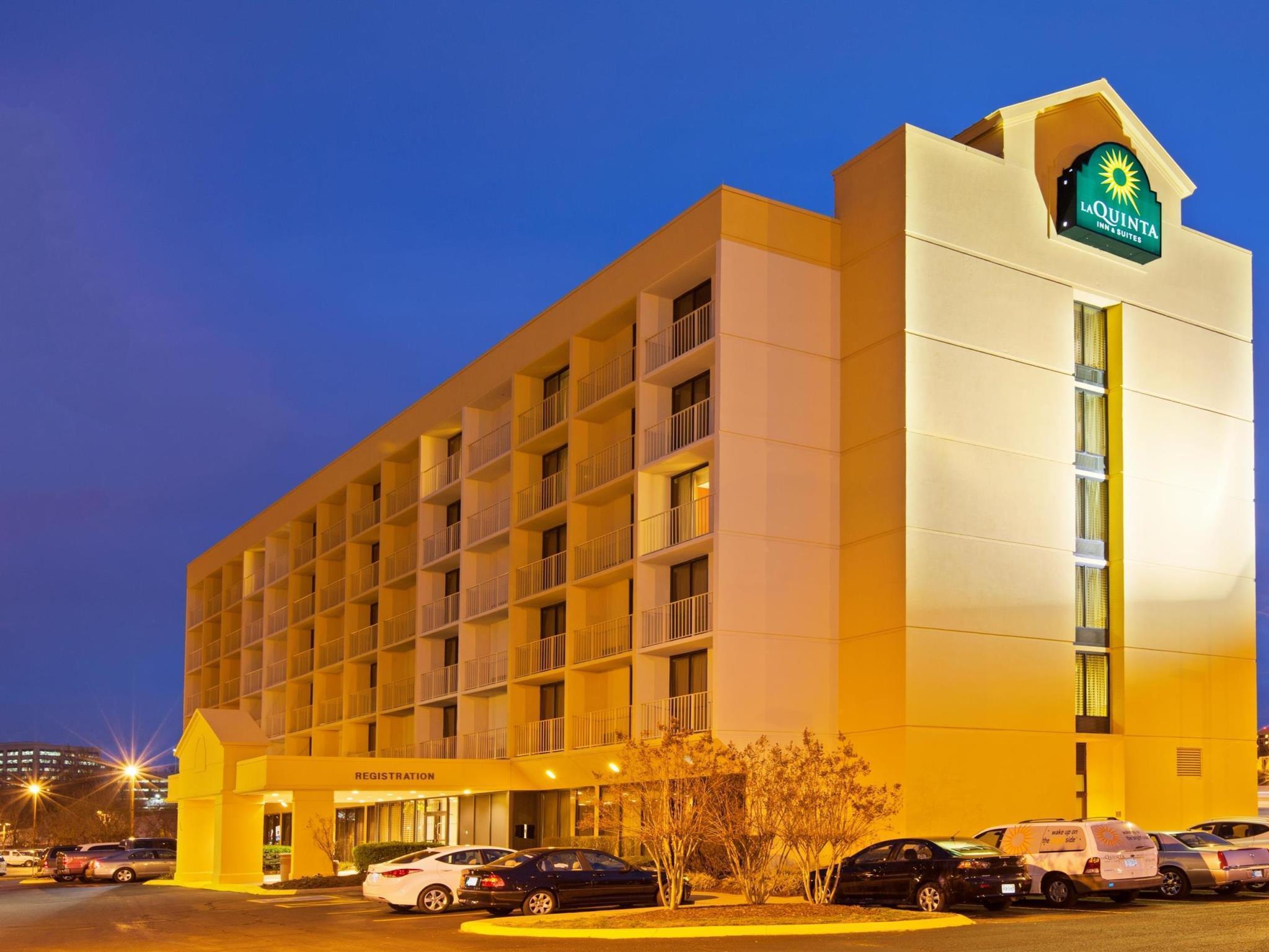 La Quinta By Wyndham Nashville Airport/Opryland Екстериор снимка