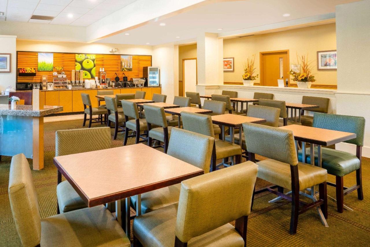 La Quinta By Wyndham Nashville Airport/Opryland Екстериор снимка